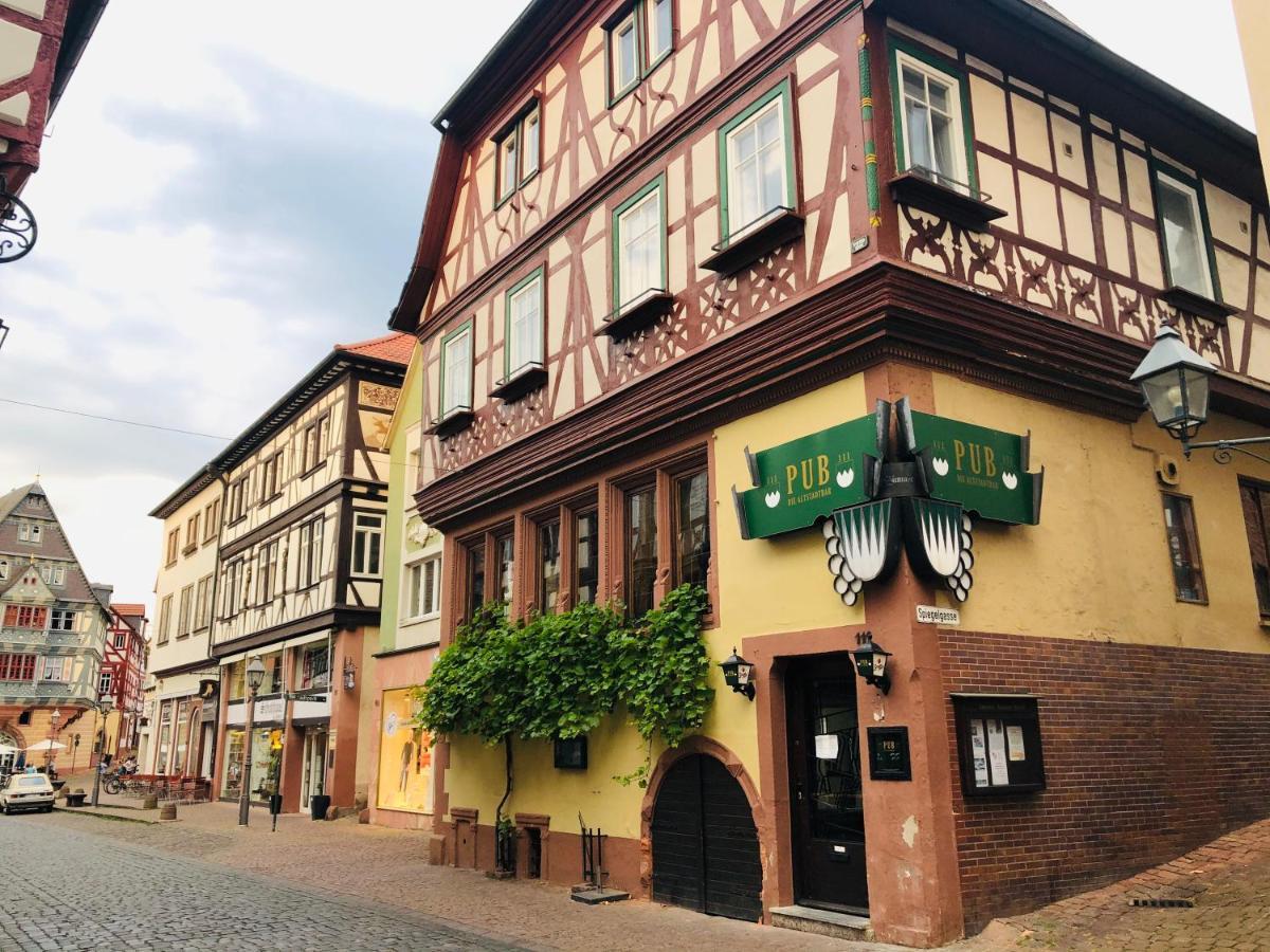 Pub 111 - Die Altstadt Unterkunft Miltenberg Exteriör bild